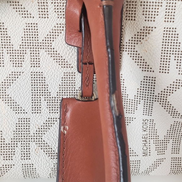 Michael Kors Bag - Picture 8 of 8